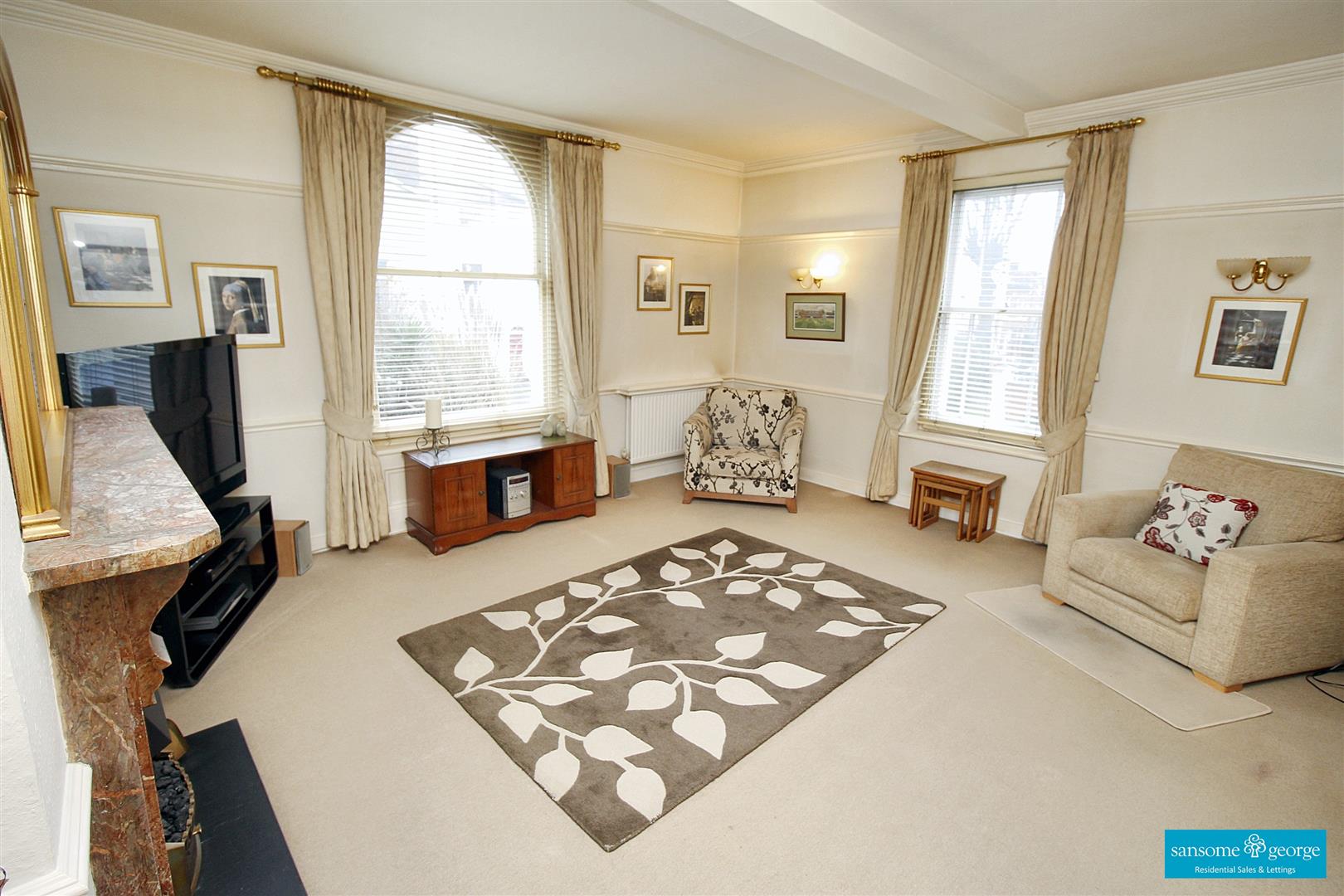 4 bed property in Castle Hill, Reading